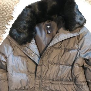 Gap jacket with fur